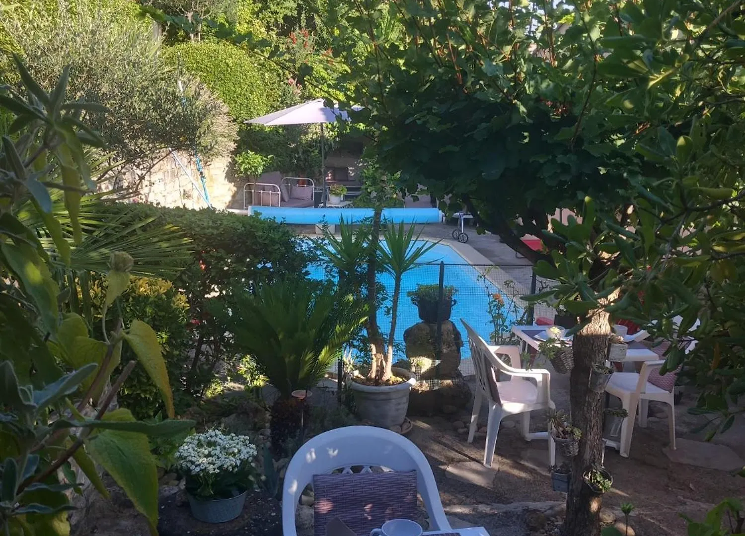 Bed & Breakfast La Sapiniere -Chambres Climatisees Buisson