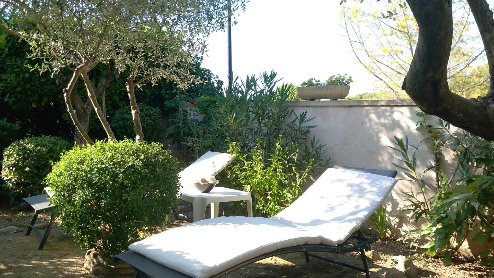 La Sapiniere -Chambres Climatisees Buisson France